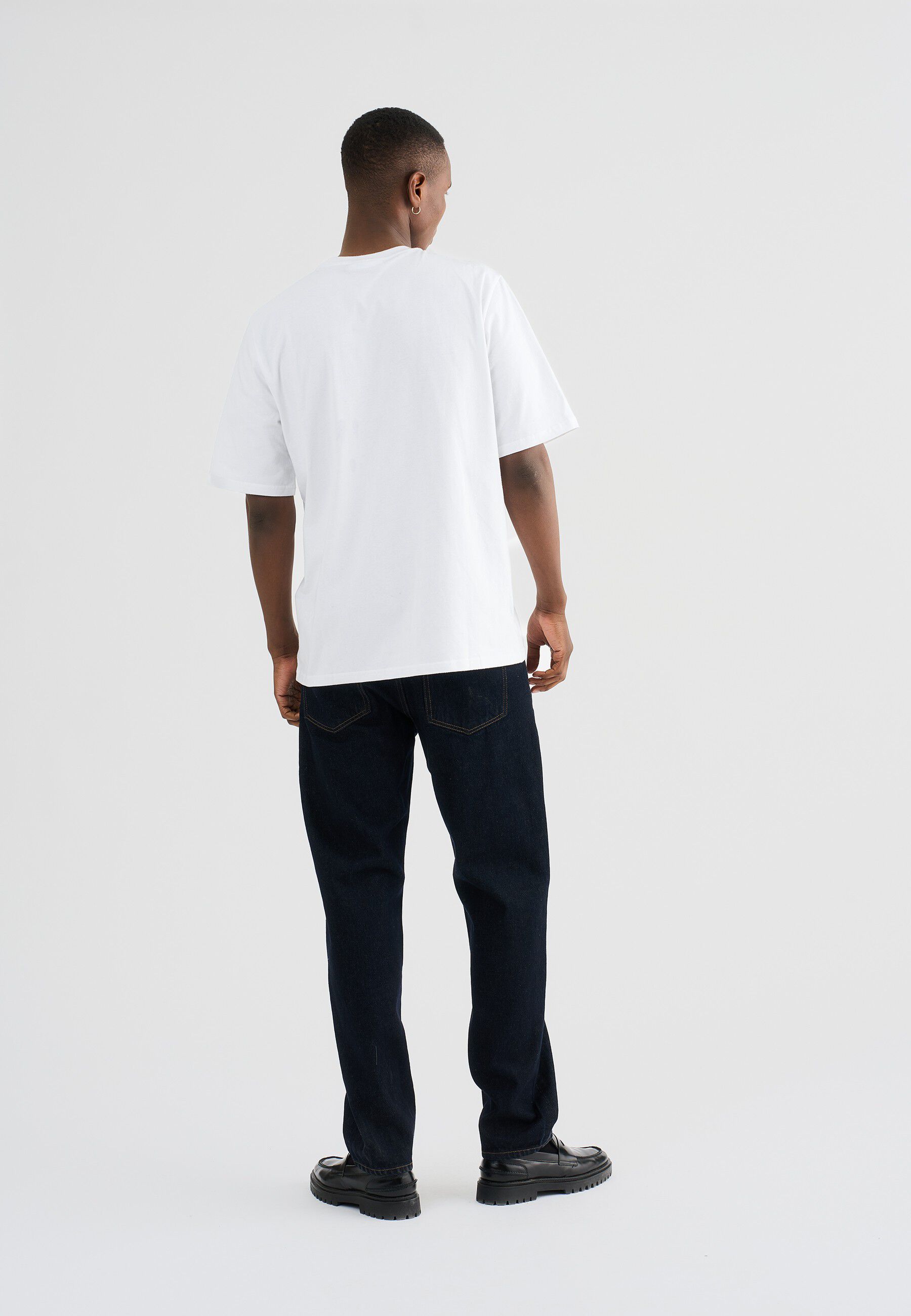 RTMASON STRAIGHT FIT JEANS.