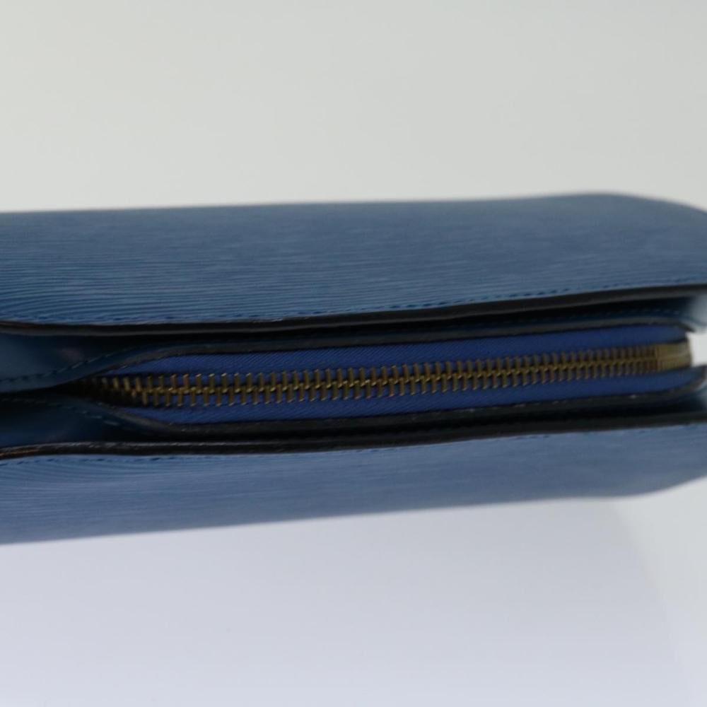 Louis Vuitton Dauphine