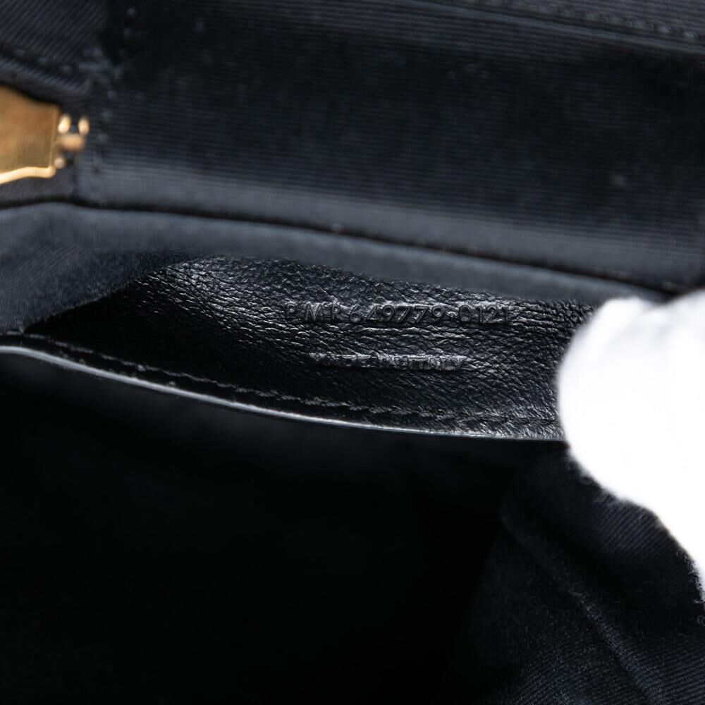 Yves Saint Laurent Shoulder Bag