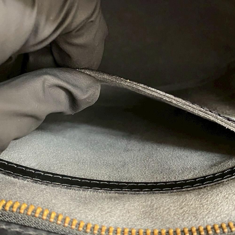 Louis Vuitton Saint Jacques