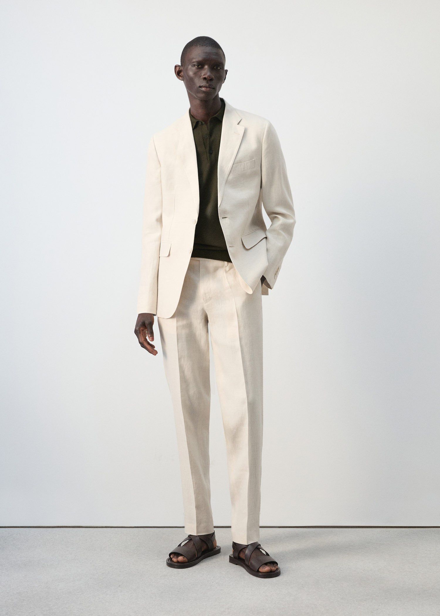 Amalfi 100% linen slim-fit suit tro
