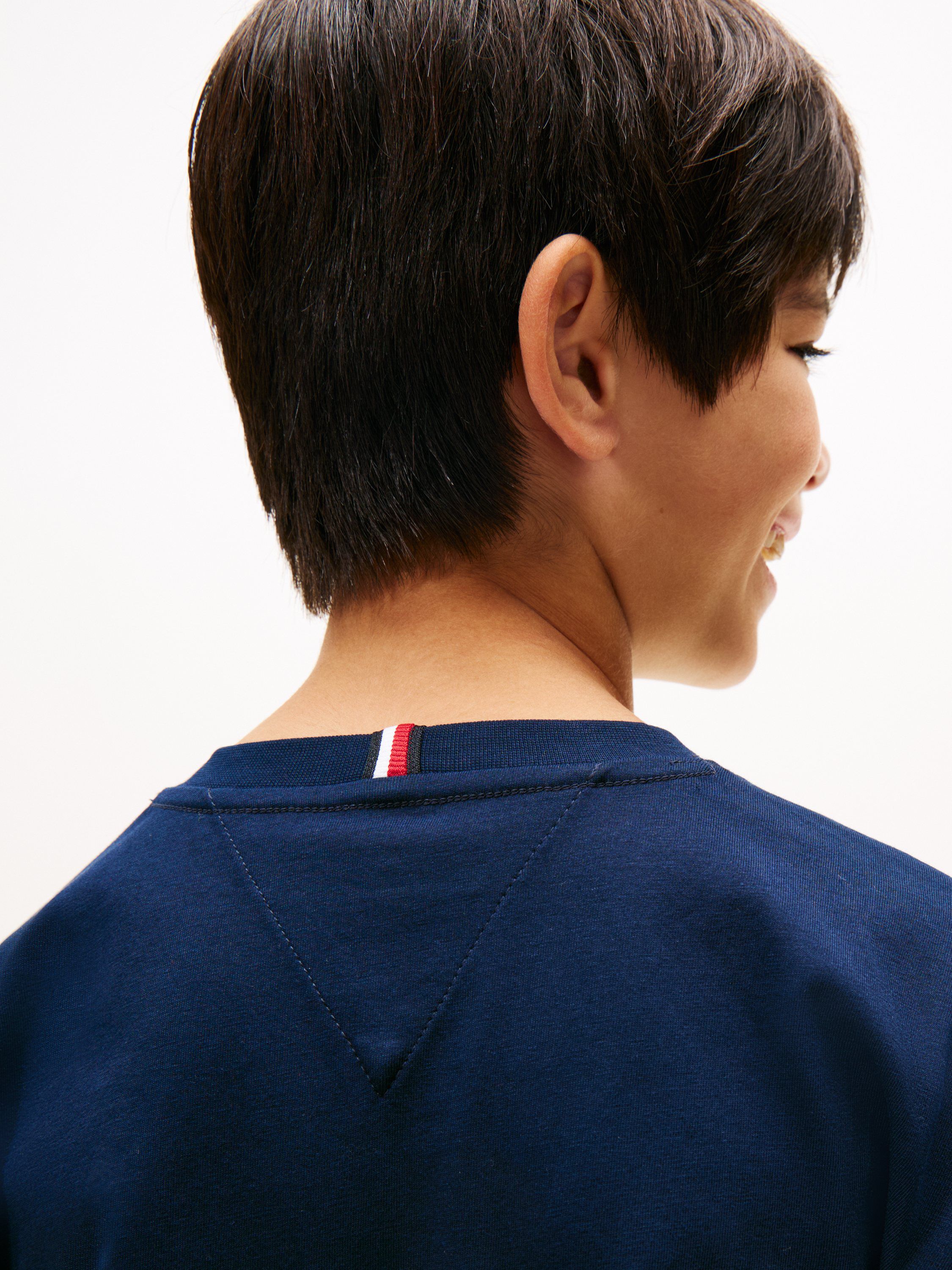 Essential Flag Embroidery Crew Neck T-Shirt