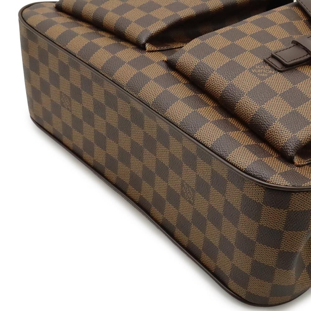 Louis Vuitton Shoulder Bags
