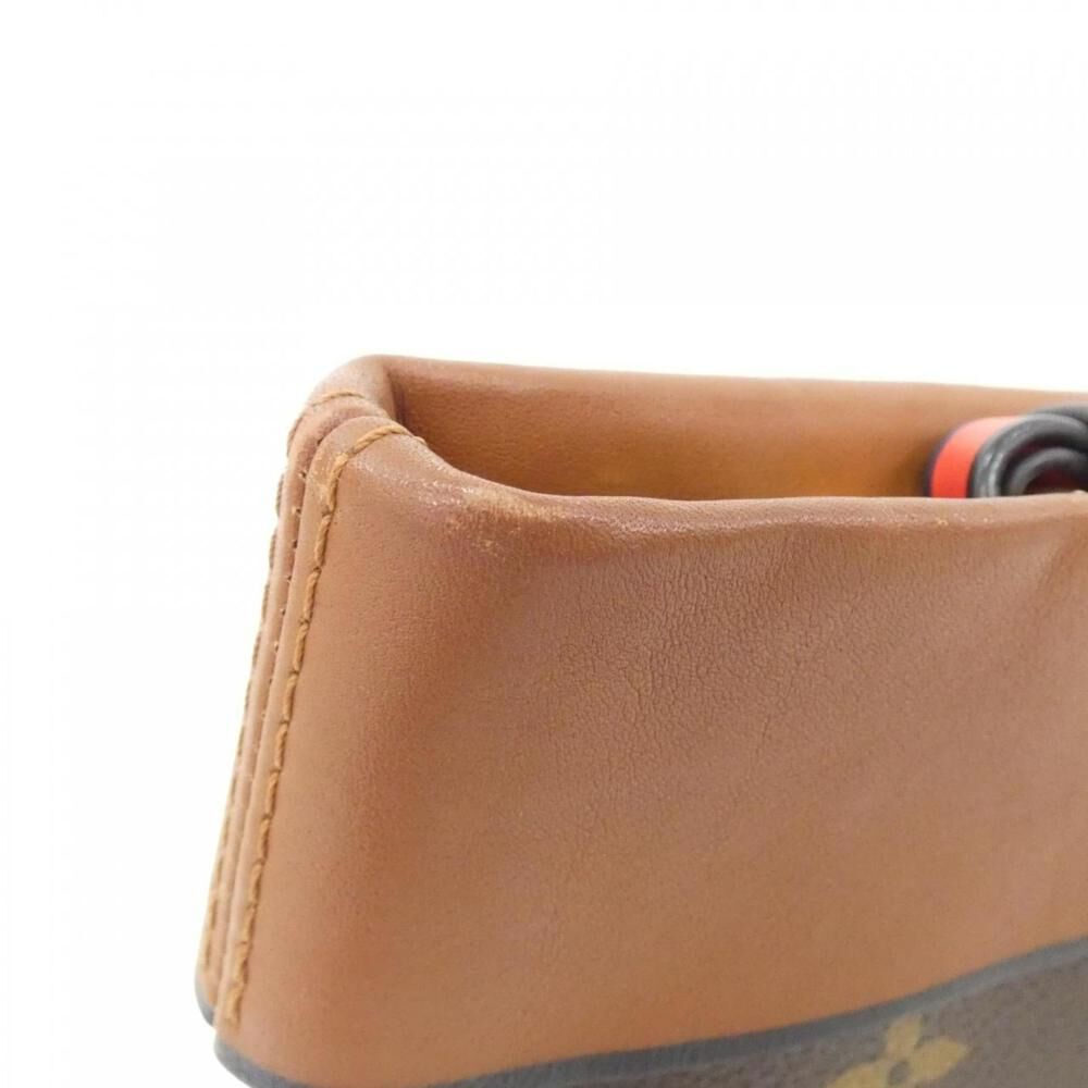 Louis Vuitton Clutch