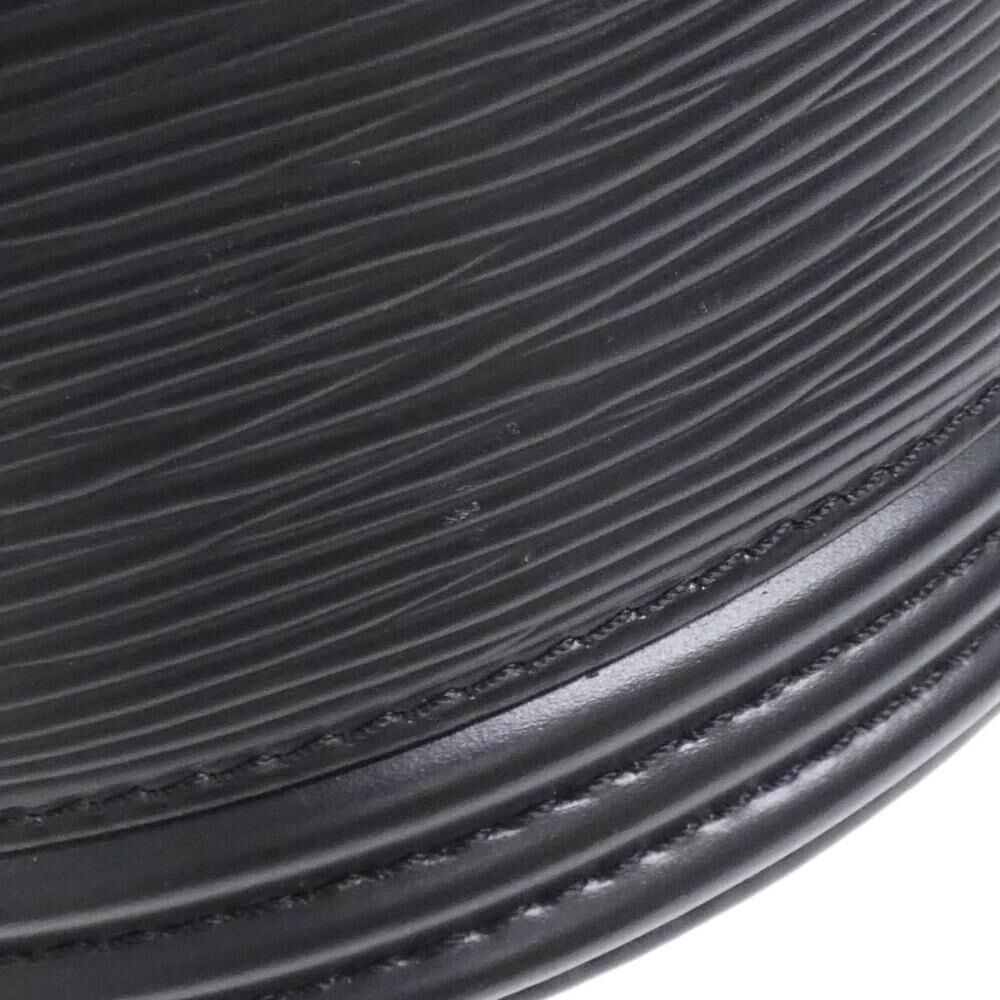 Louis Vuitton Cannes