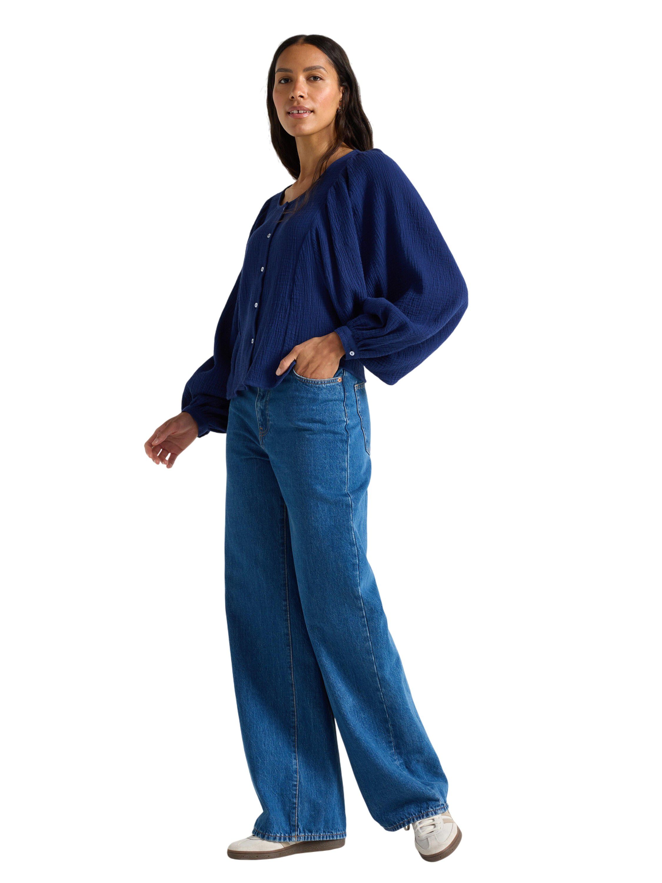 Soft blouse in cotton gauze with wi