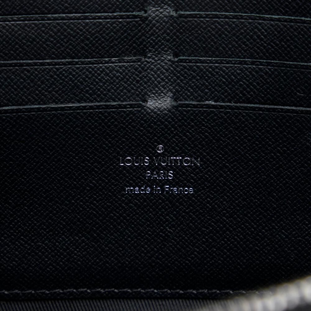 Louis Vuitton Crossbody Bag