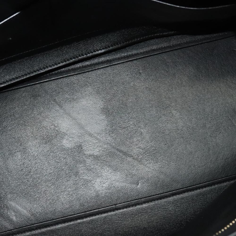 C&eacute;line Trapeze