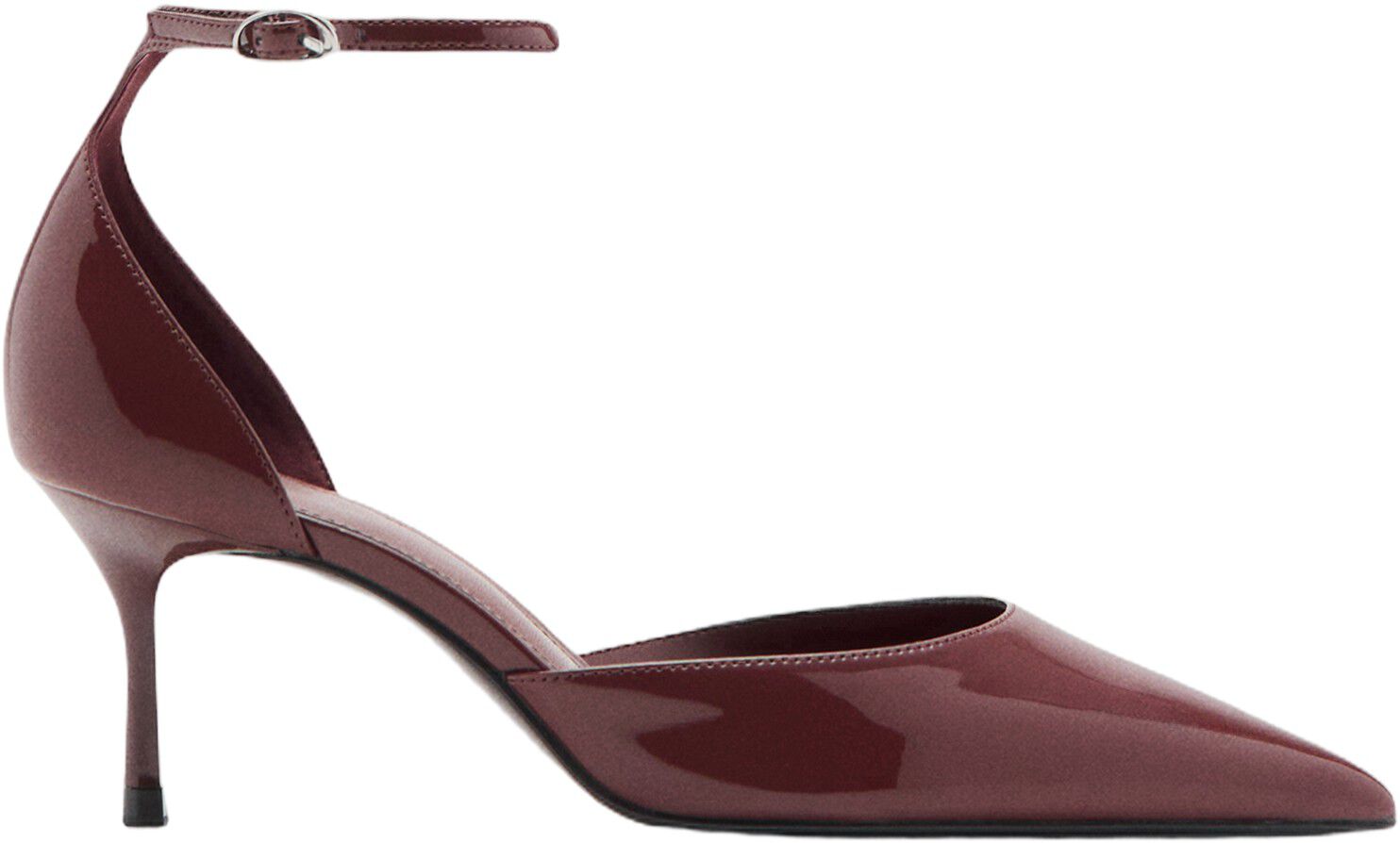 Kitten-heeled shoes with ankle stra