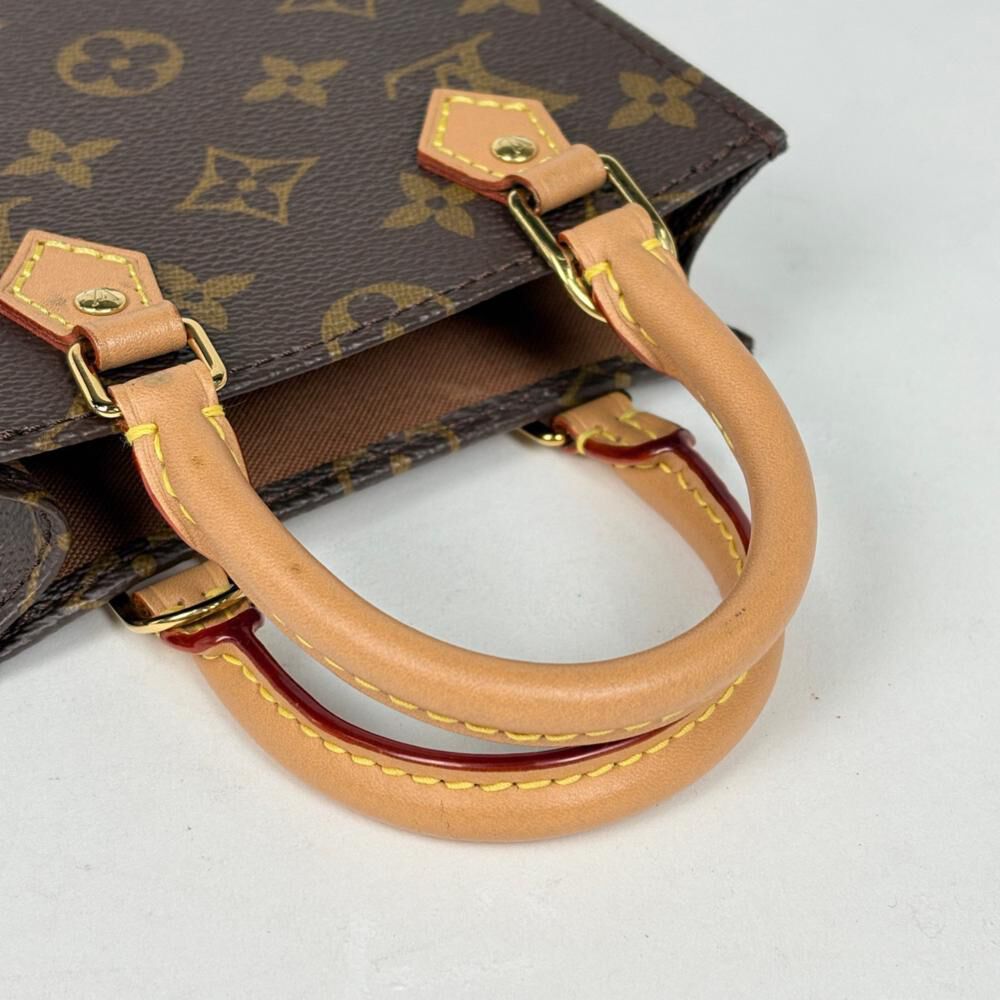 Louis Vuitton Sac Plat