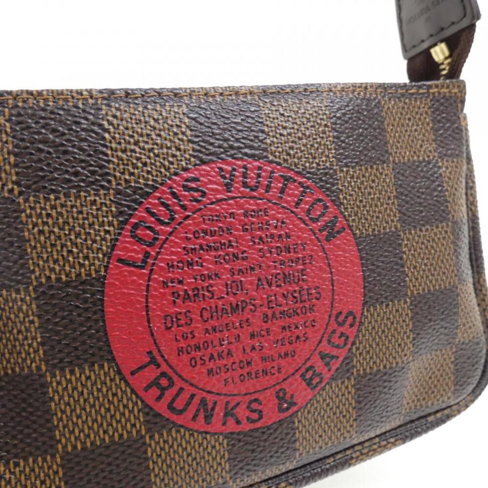 Louis Vuitton Pochette Accessoires