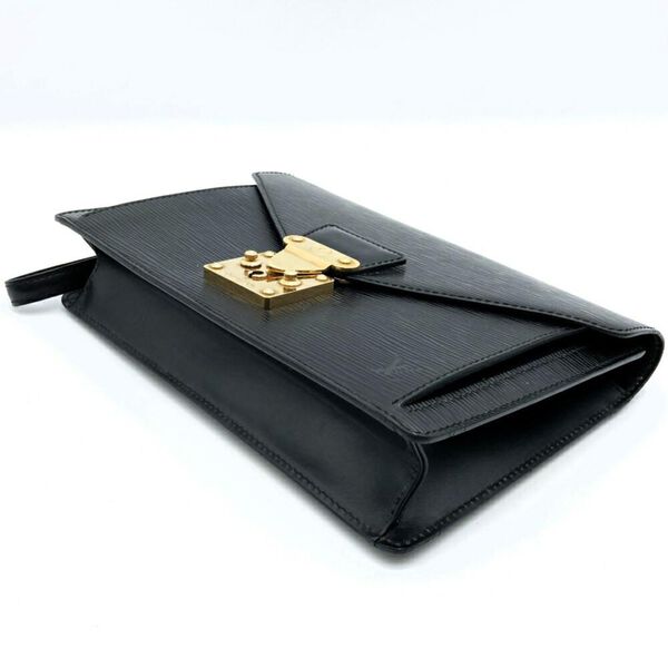 Louis Vuitton Clutch