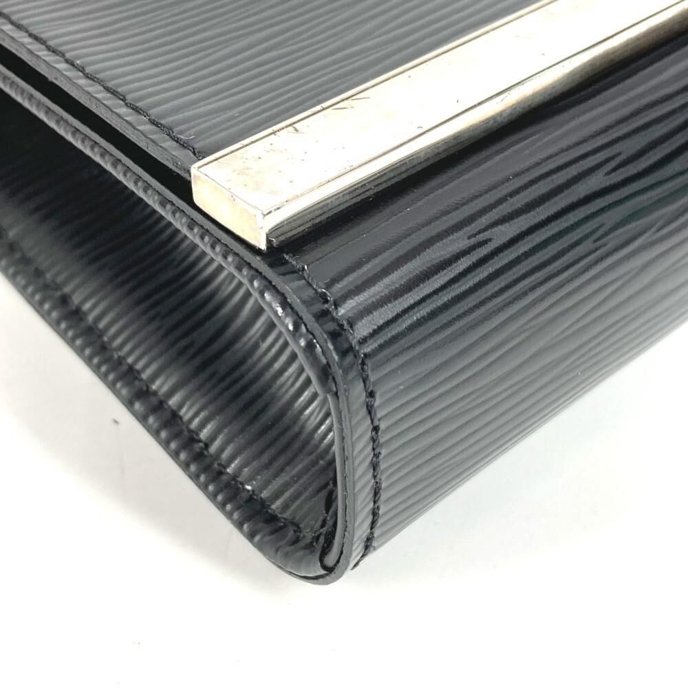 Louis Vuitton Clutch