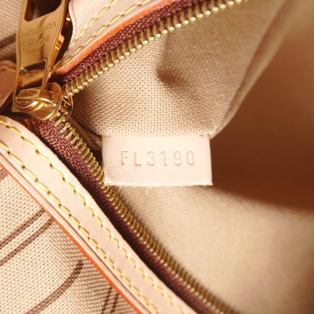 Louis Vuitton Delightful