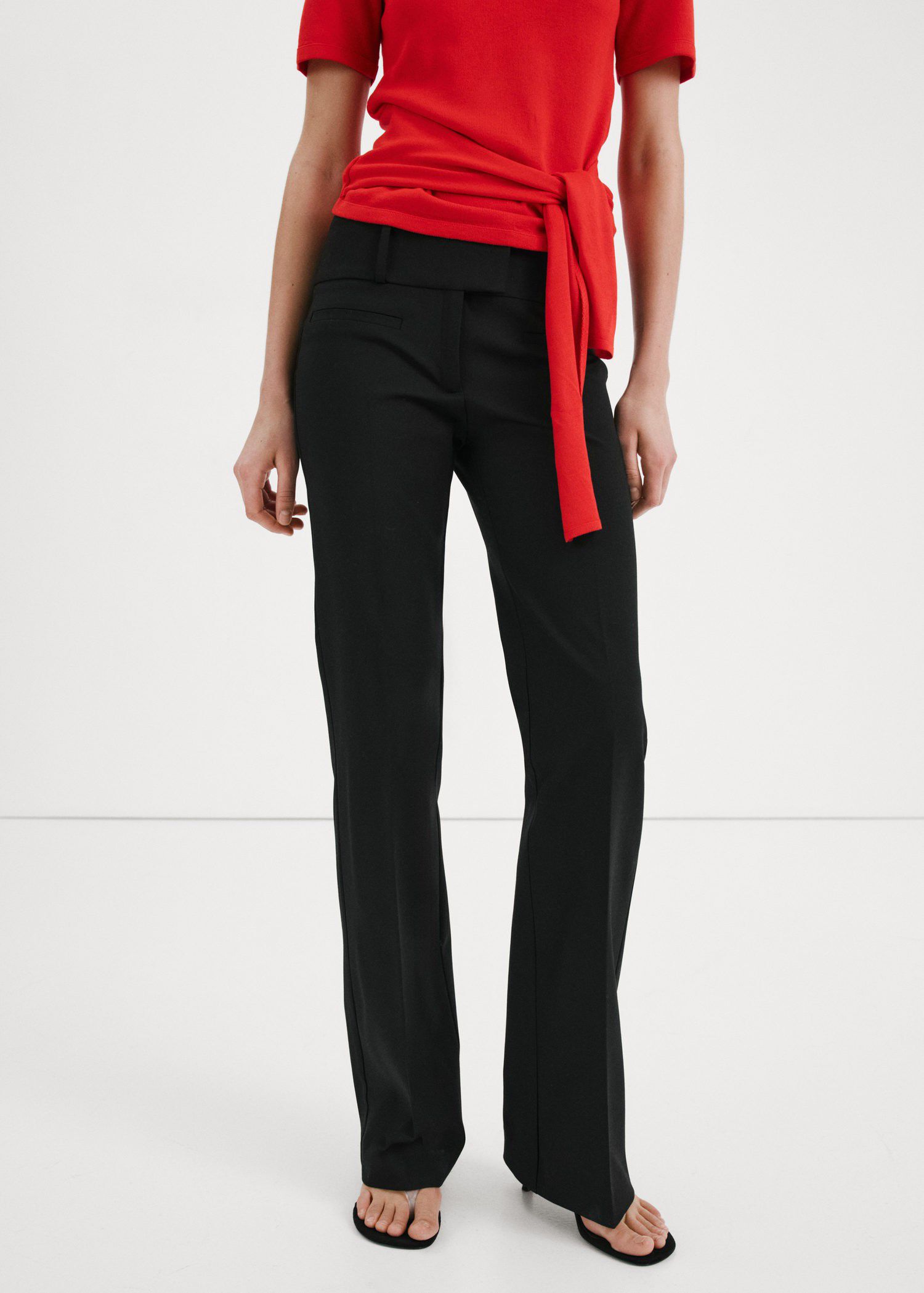 Straight-leg trousers with belt loo