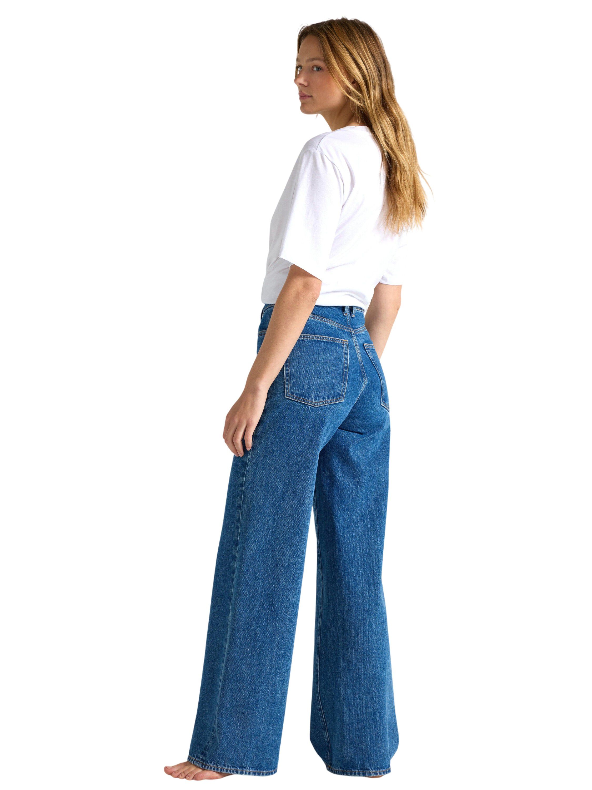 High waist jeans in cotton denim wi