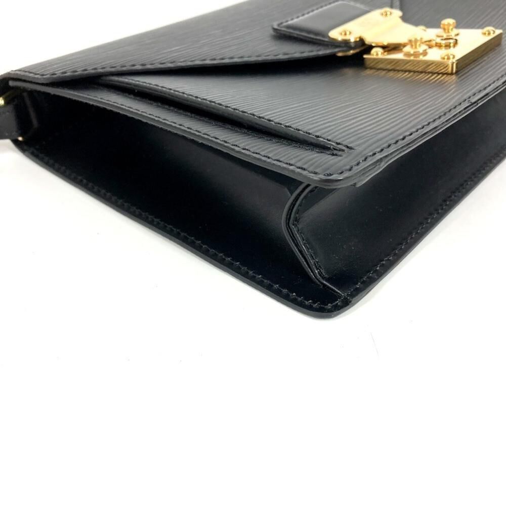 Louis Vuitton Clutch