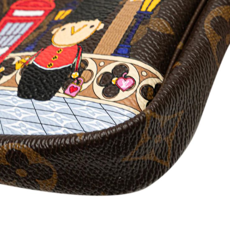 Louis Vuitton Pochette Accessoires