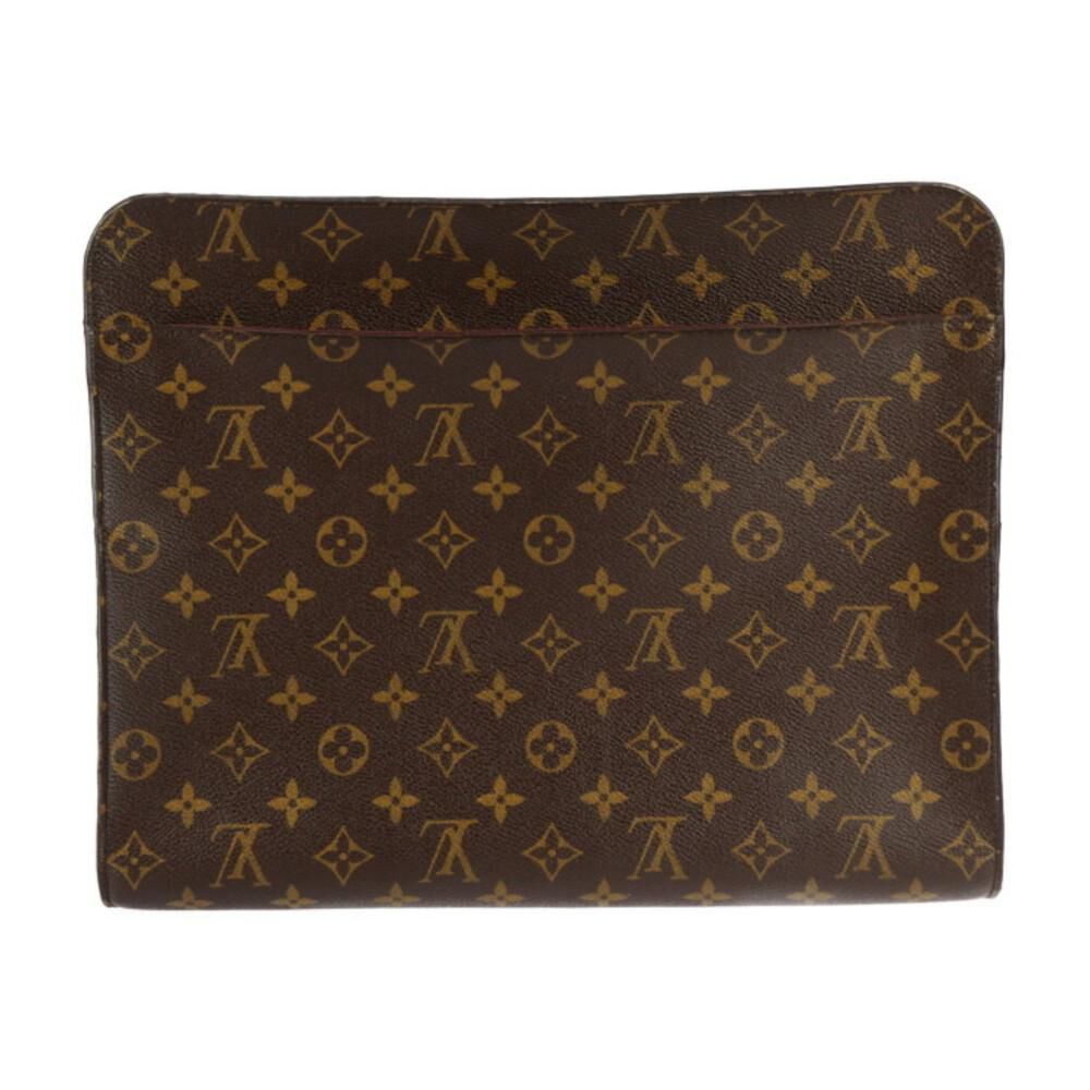 Louis Vuitton Clutch