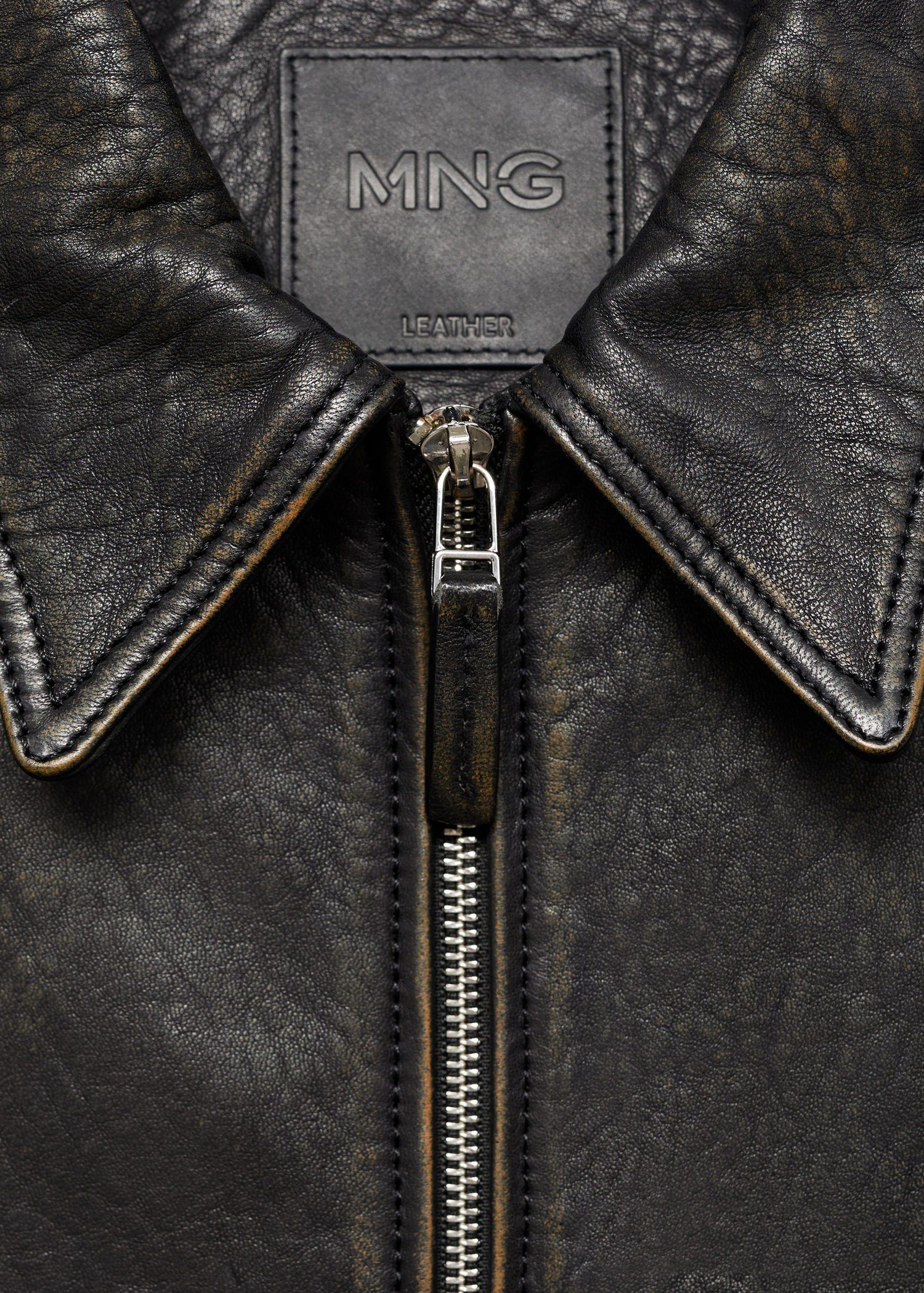 Lapels leather jacket