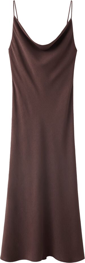 Draped dress with a crinkled effect