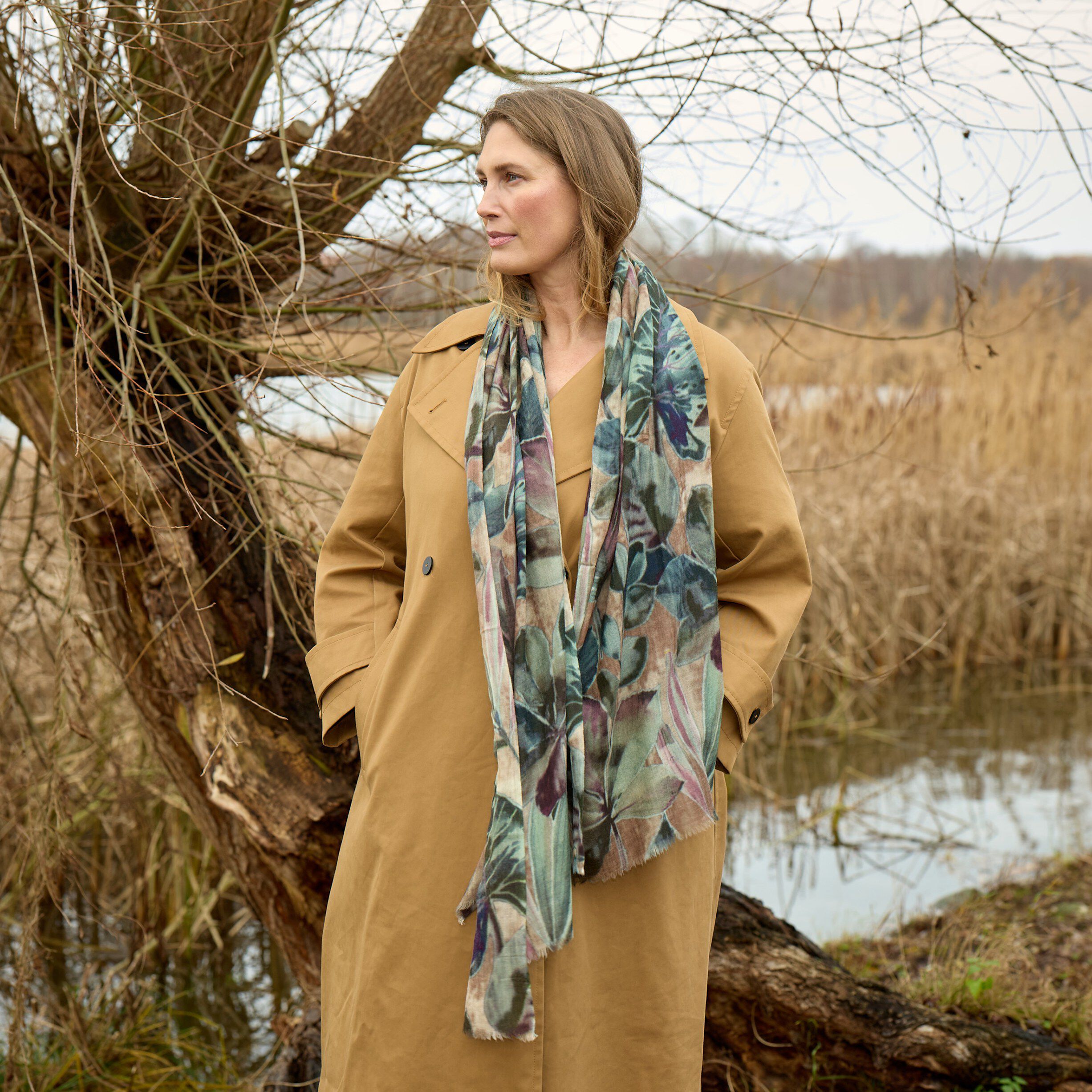 NATURE Scarf