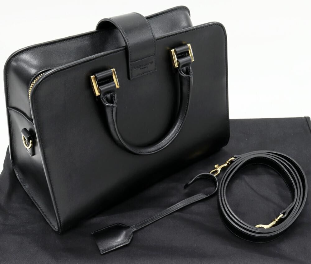 Yves Saint Laurent Handbag