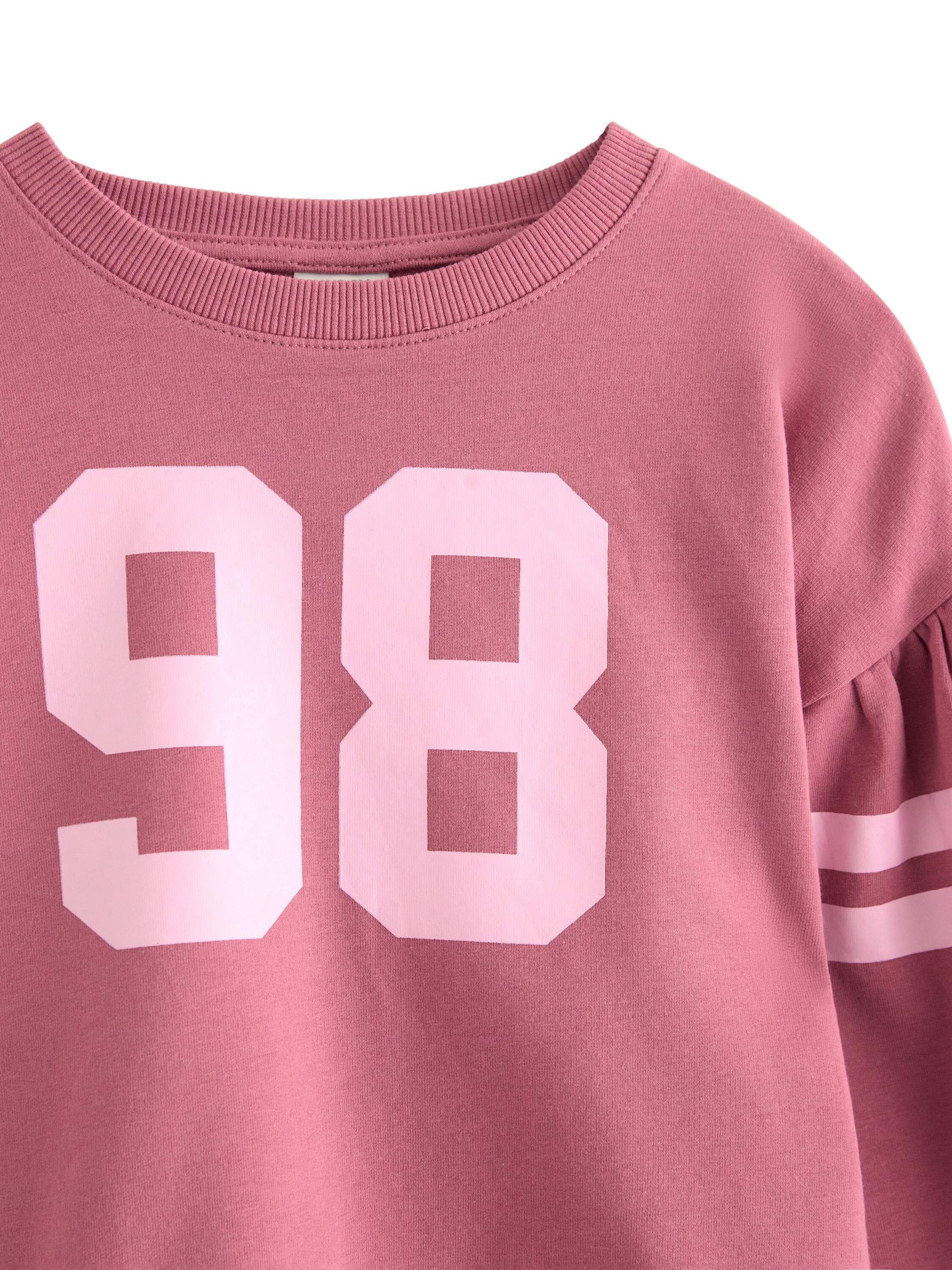 Genser med b&oslash;rstet innside.