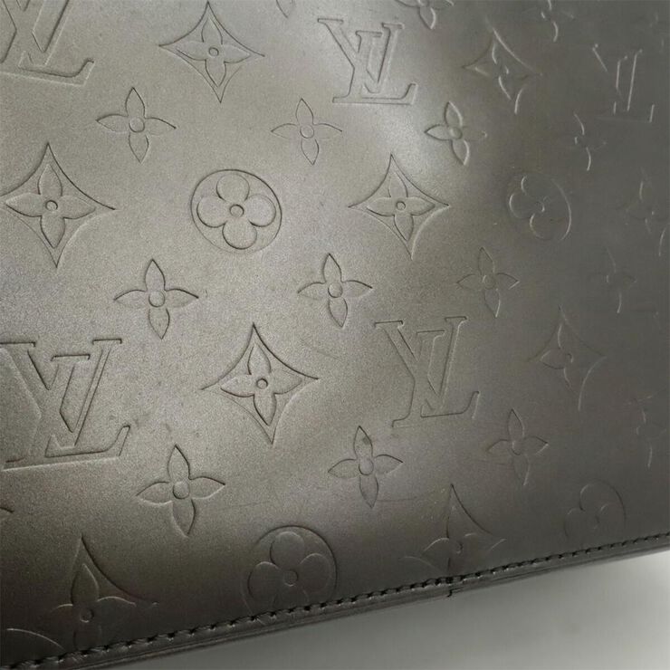 Louis Vuitton Shoulder Bags