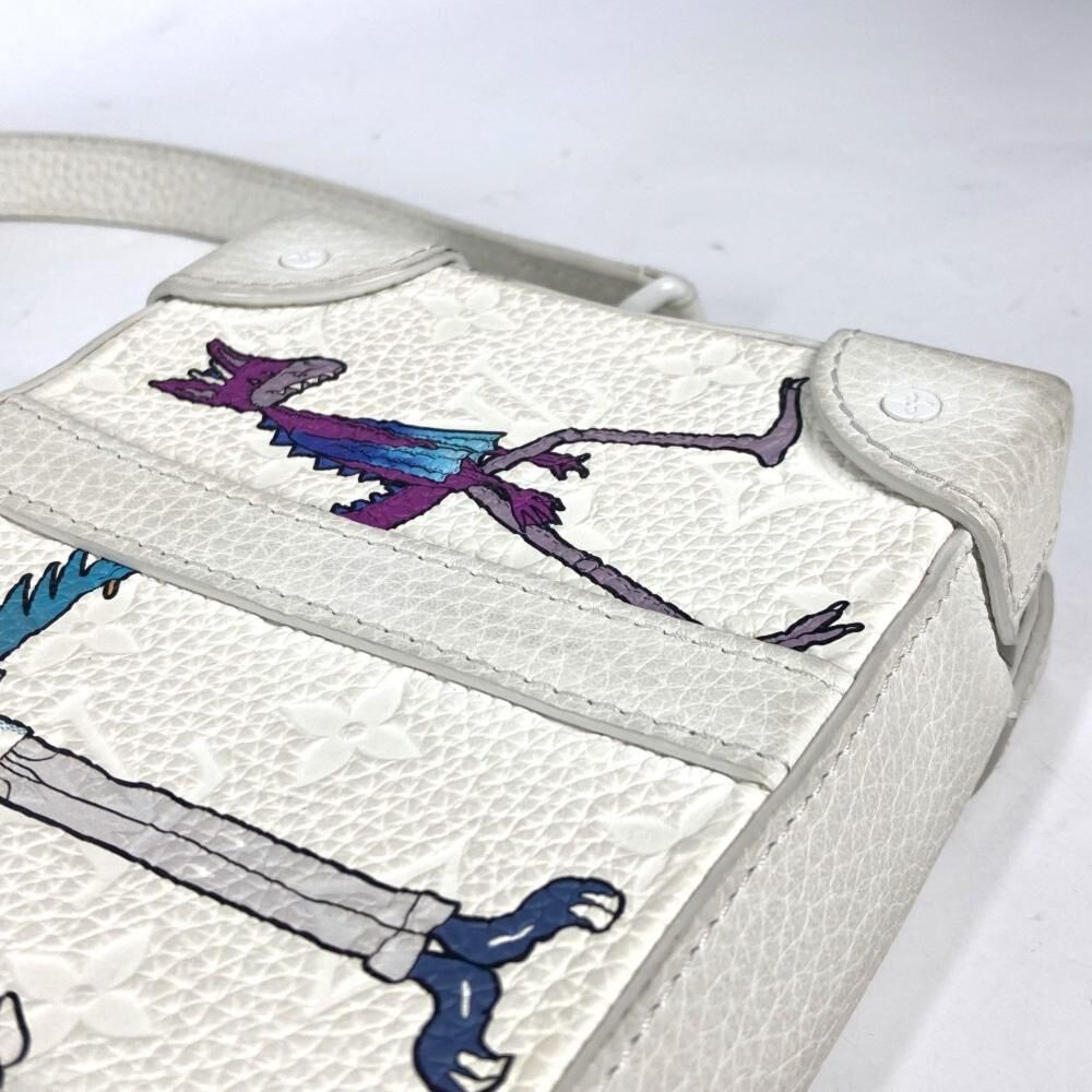 Louis Vuitton Shoulder Bags