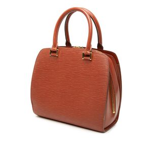Louis Vuitton Pont Neuf