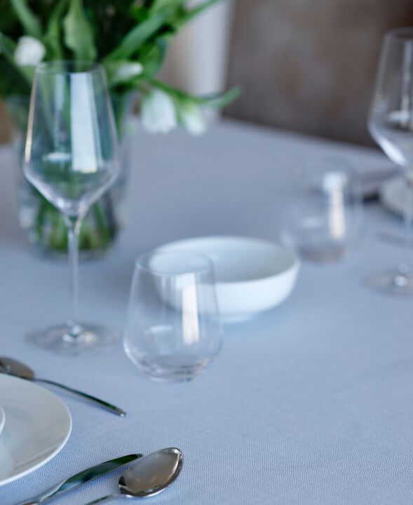 Table cloth