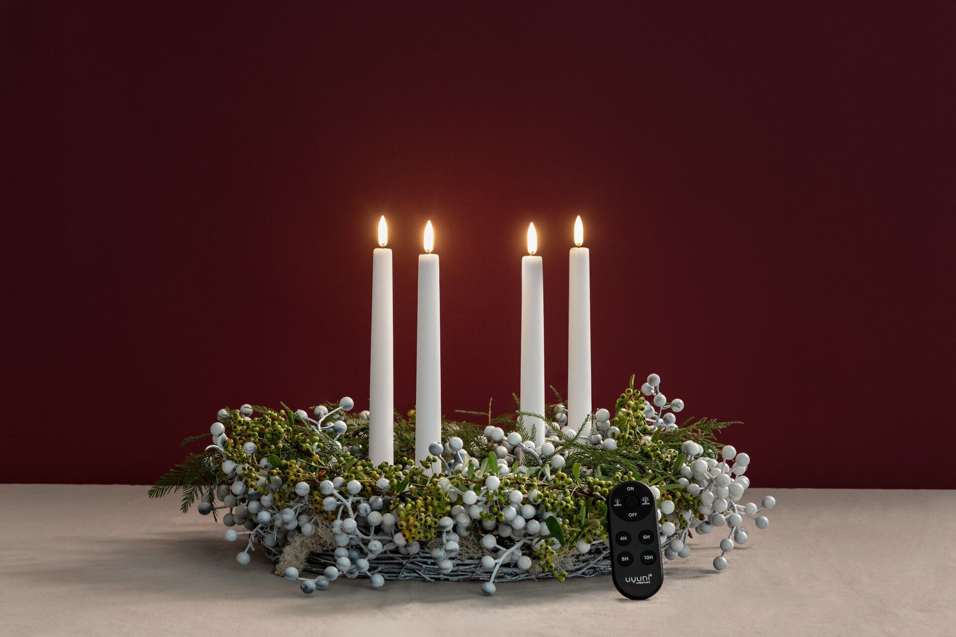 Giftbox w. spike, remote, LED taper candle, Nordic White, smooth, 4-pa