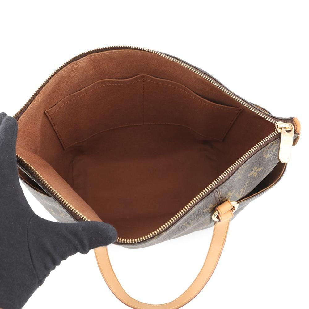 Louis Vuitton Shoulder Bags