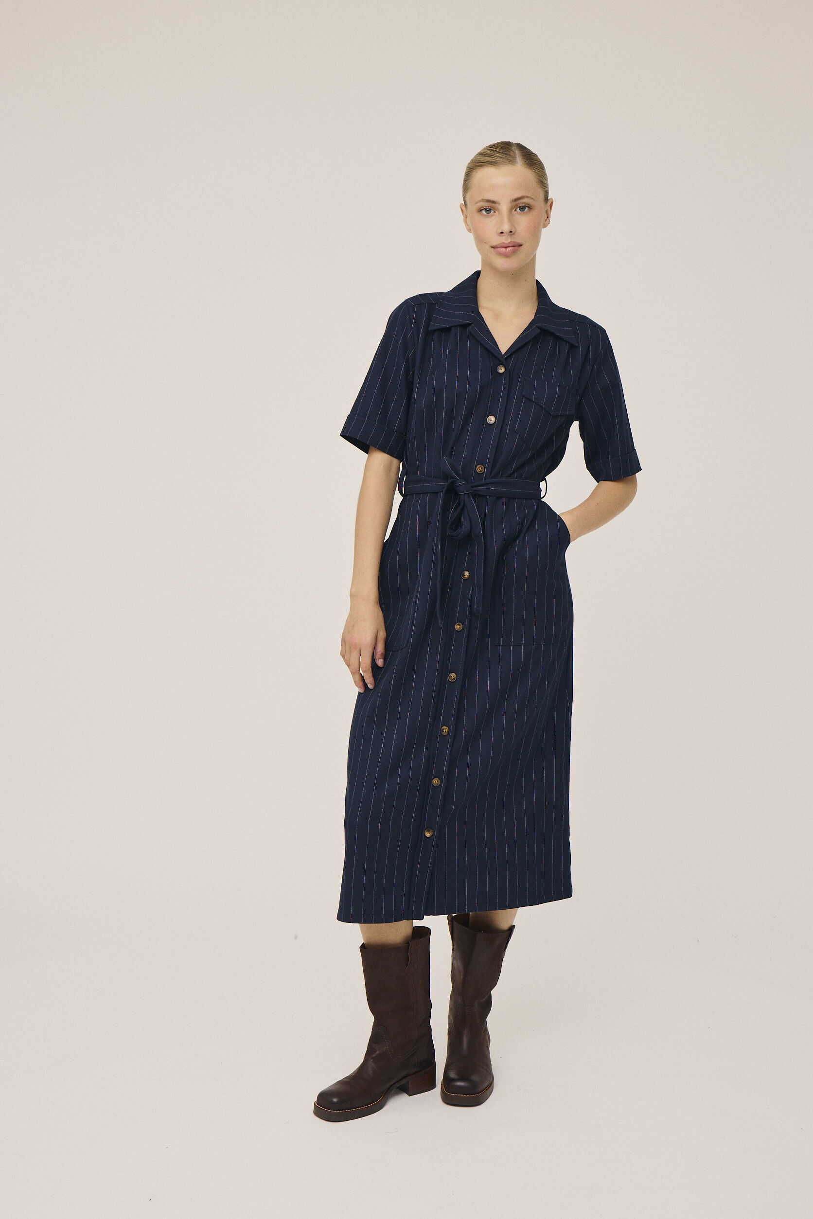 Gro 3 Kort&aelig;rmede maxikjole skjorte - GRS