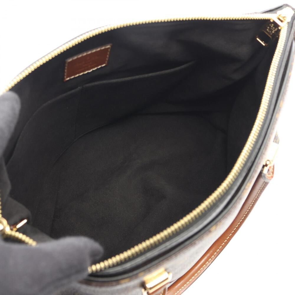 Louis Vuitton Pallas