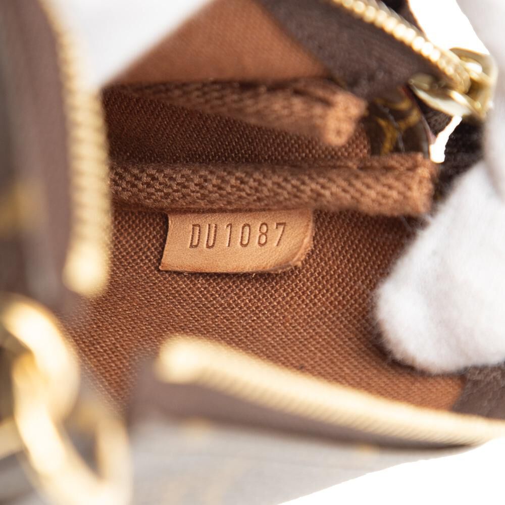 Louis Vuitton Pochette Accessoires