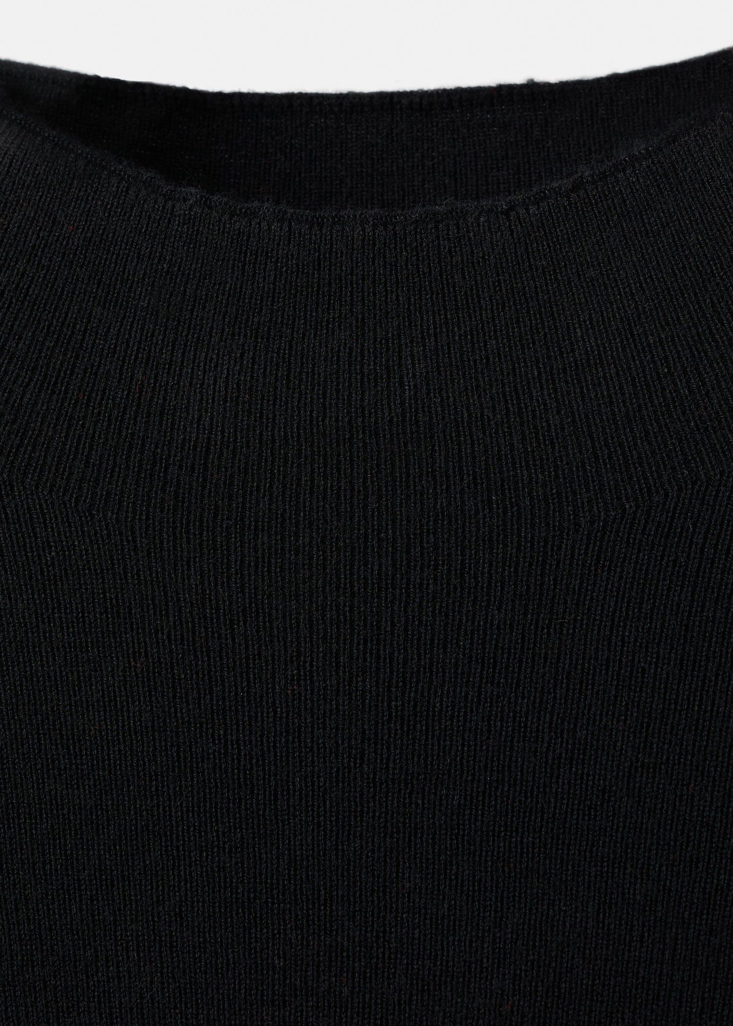 Fitted sweater with perkins neck