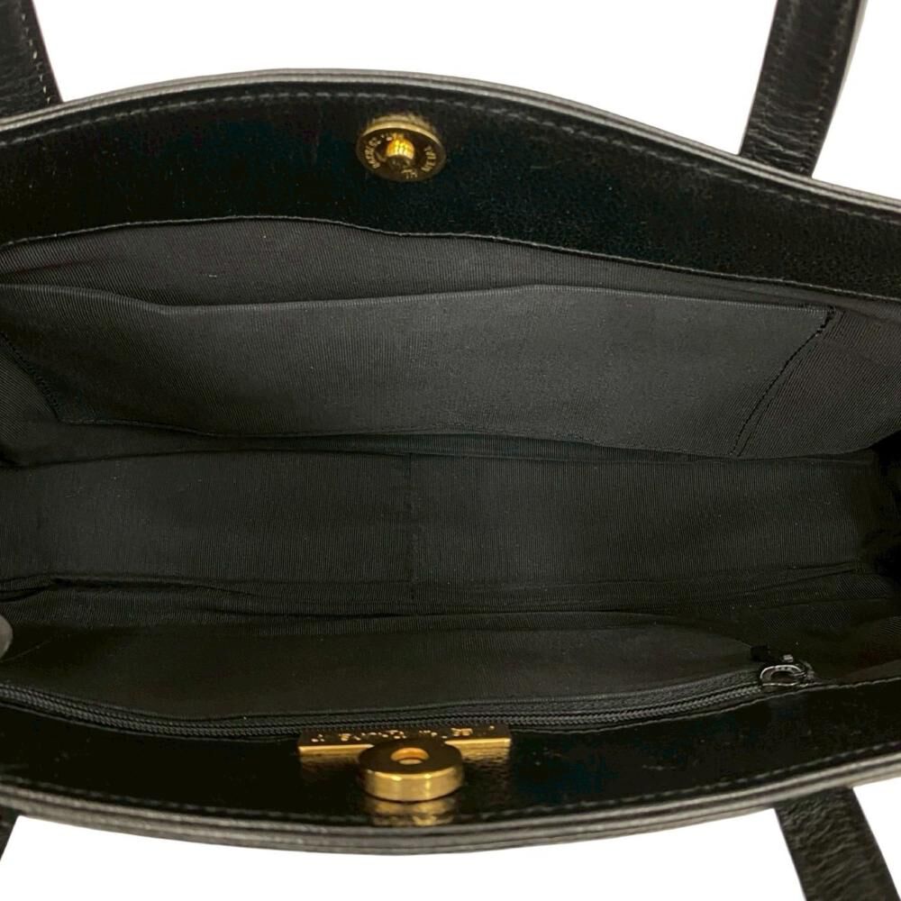 Yves Saint Laurent Handbag