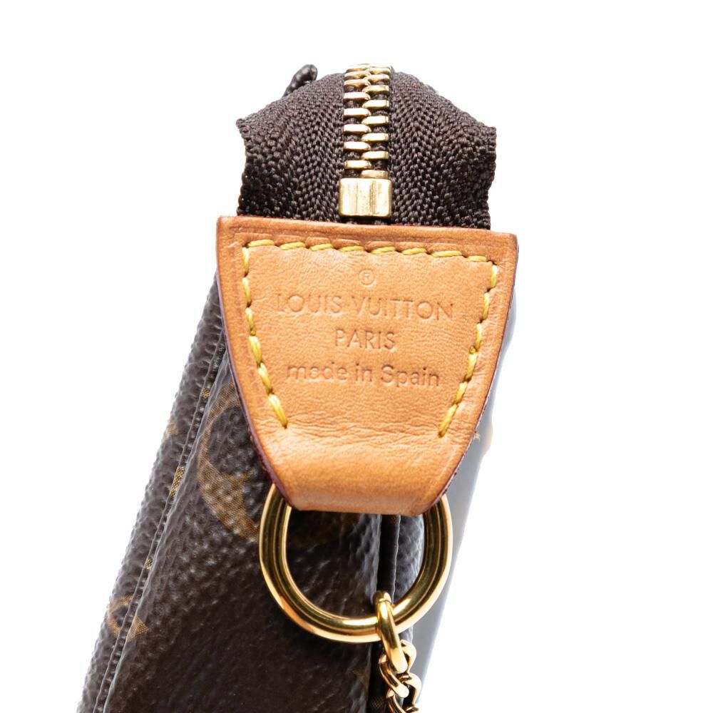 Louis Vuitton Pochette Accessoires