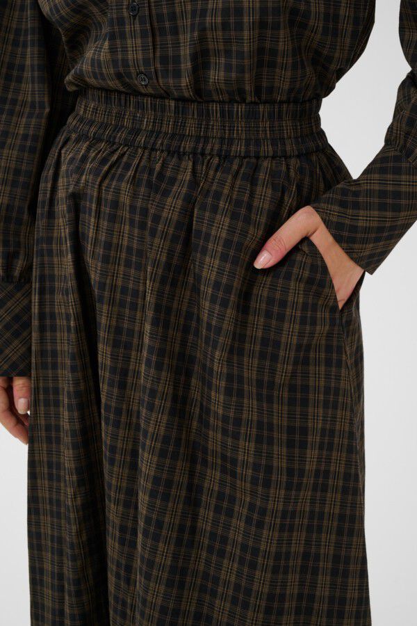 KAhelie skirt