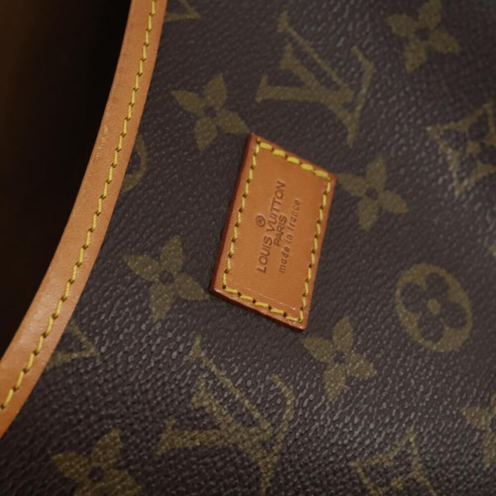 Louis Vuitton Saumur