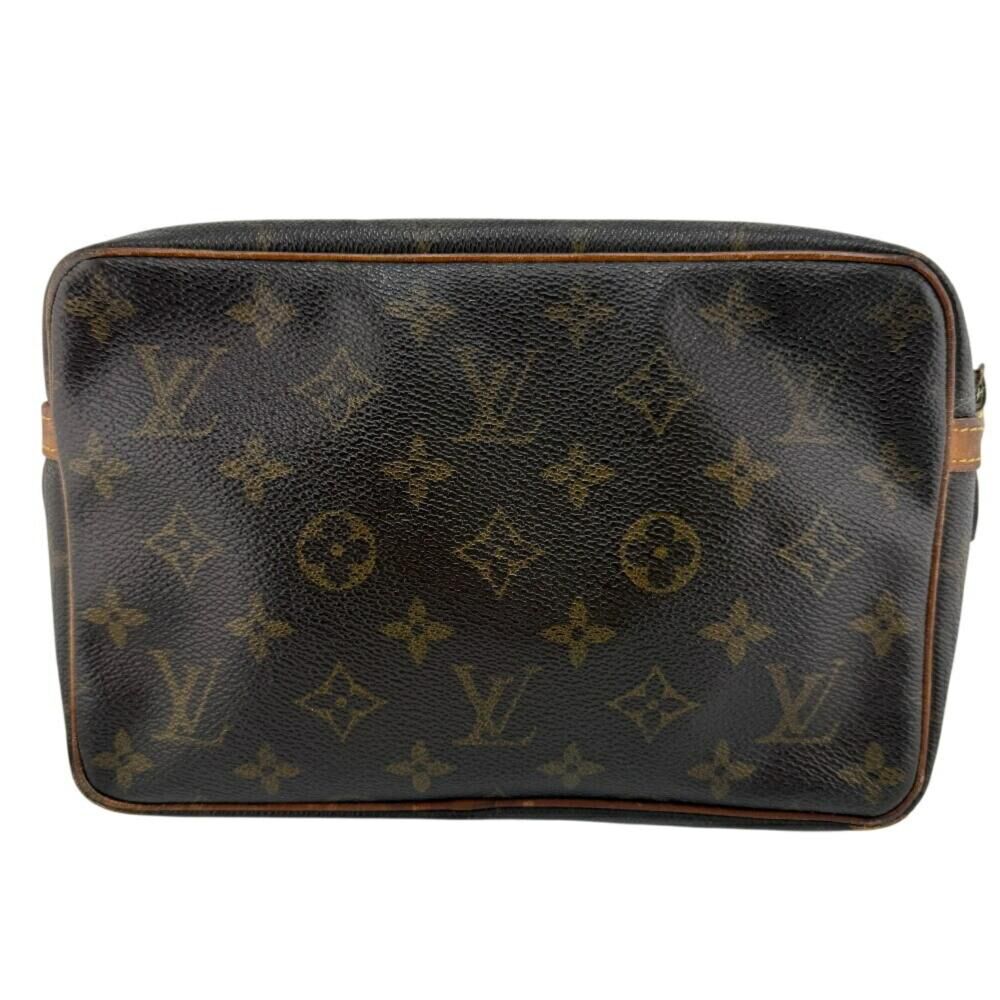 Louis Vuitton Clutch