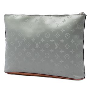 Louis Vuitton Clutch