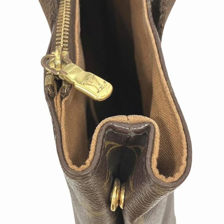 Louis Vuitton Beaubourg