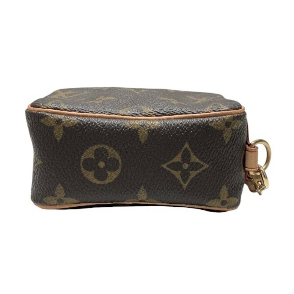 Louis Vuitton Pouch