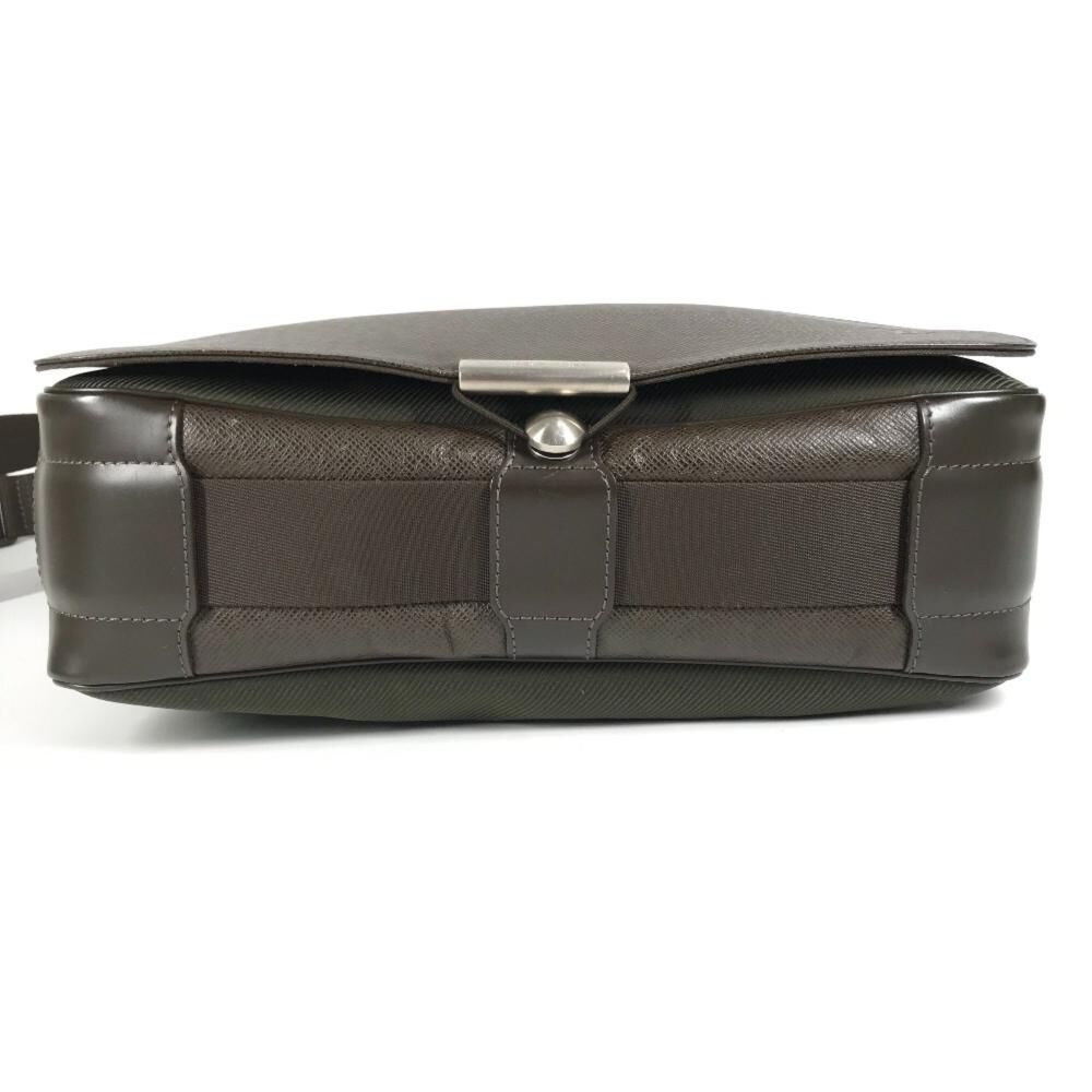 Louis Vuitton Crossbody Bag