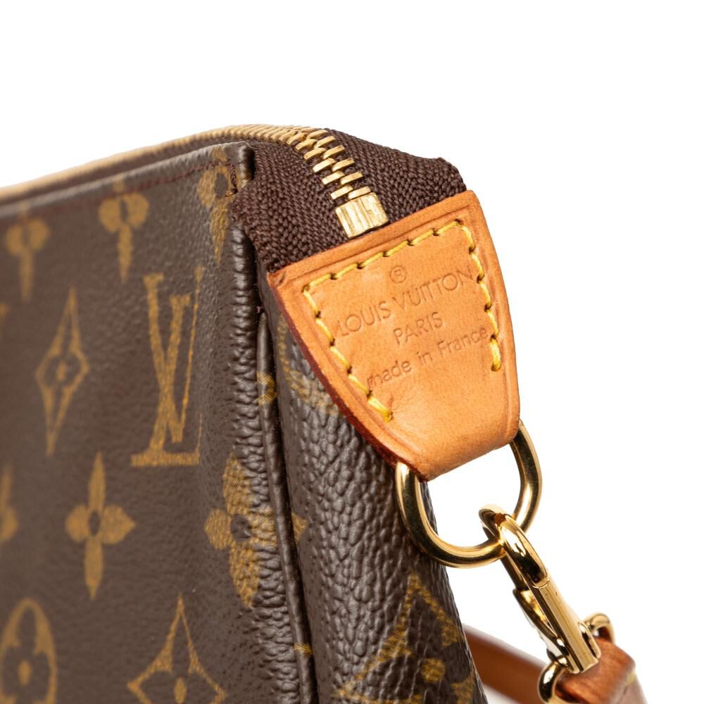 Louis Vuitton Pochette Accessoires
