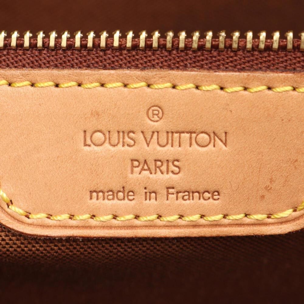 Louis Vuitton Shoulder Bags