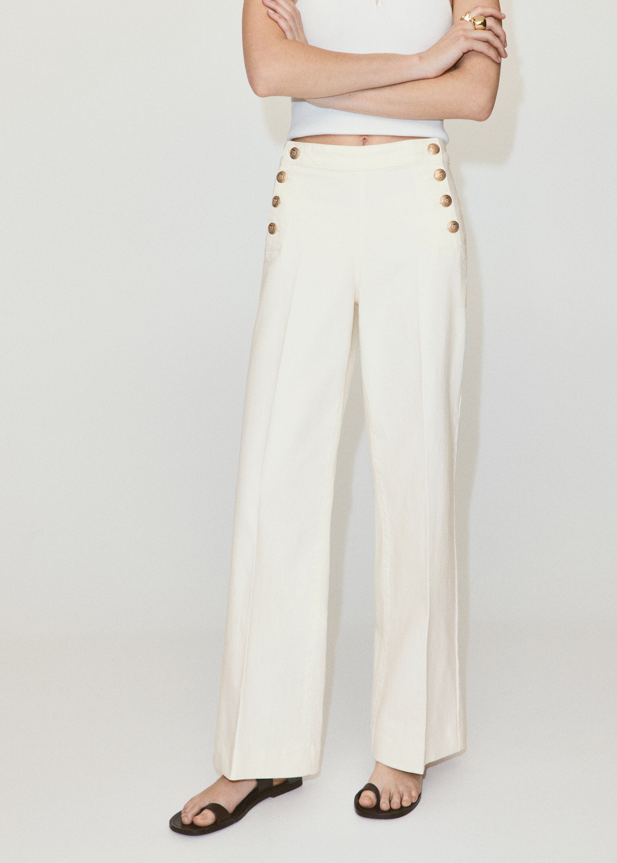 Wide-leg jeans with side buttons